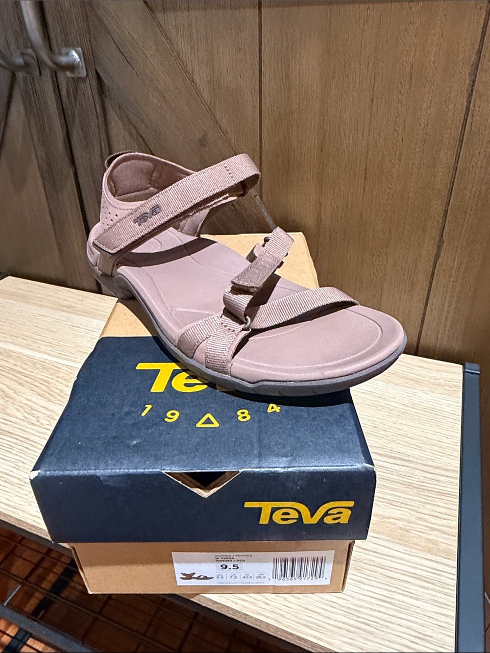 Teva Women's Blush Pink Comfort Strappy Sandals